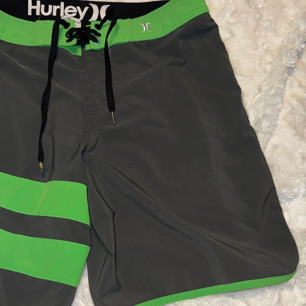 Hurley Phantom Men's Vibrant Green and Charcoal Board Shorts